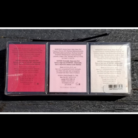 Victoria's Secret Bombshell 3PC Gift Set - Picture 4 of 4